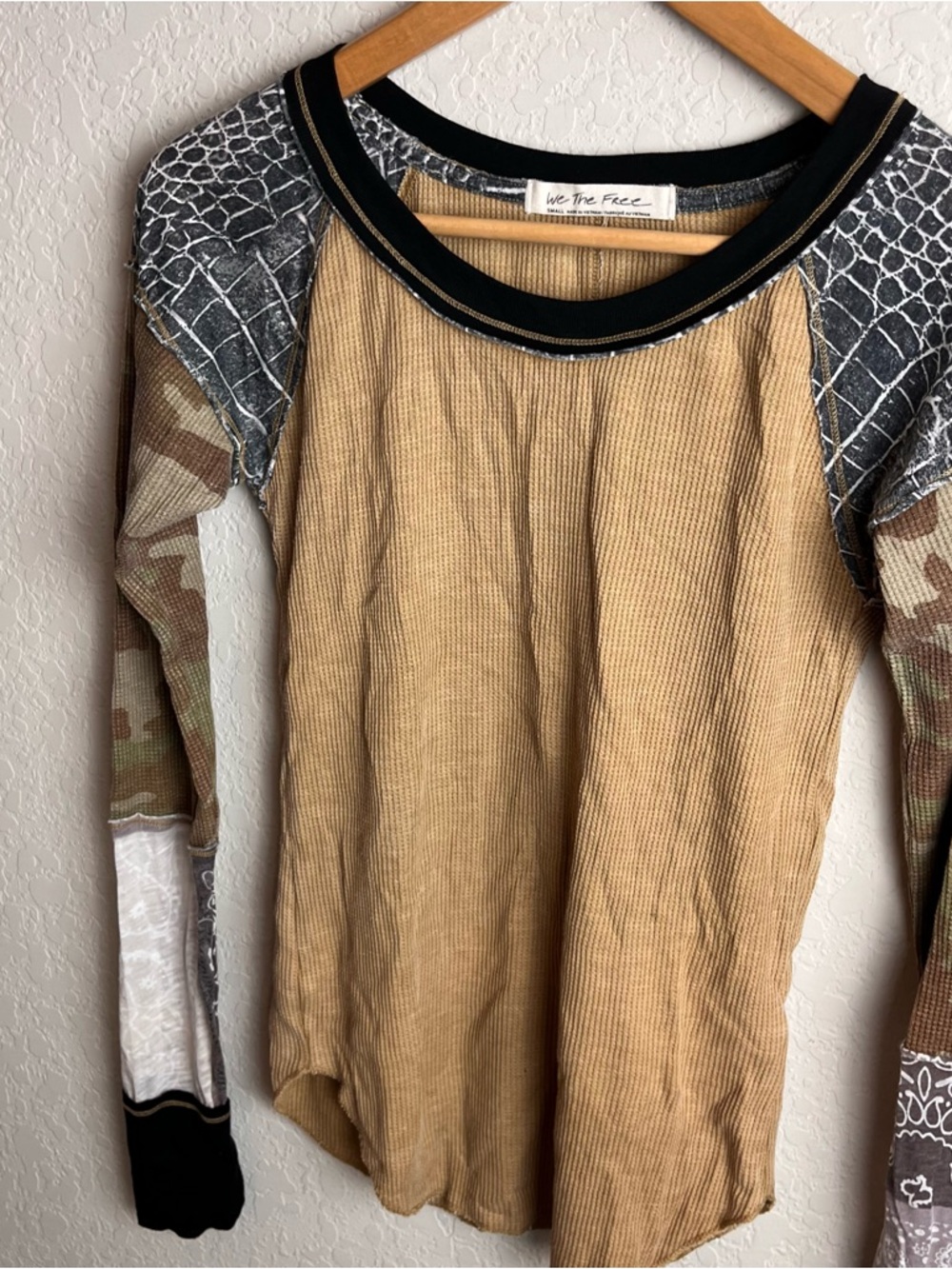 Free People We The Free Brightside Thermal Top S Camo Willow Print Womens - Picture 7 of 10